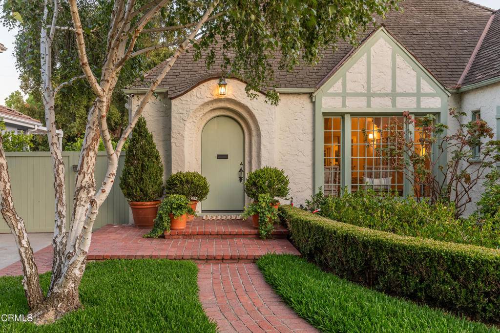 San Marino, CA 91108,2420 Coniston PL