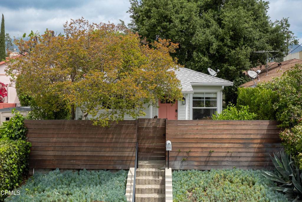 Montrose, CA 91020,2325 Montrose AVE