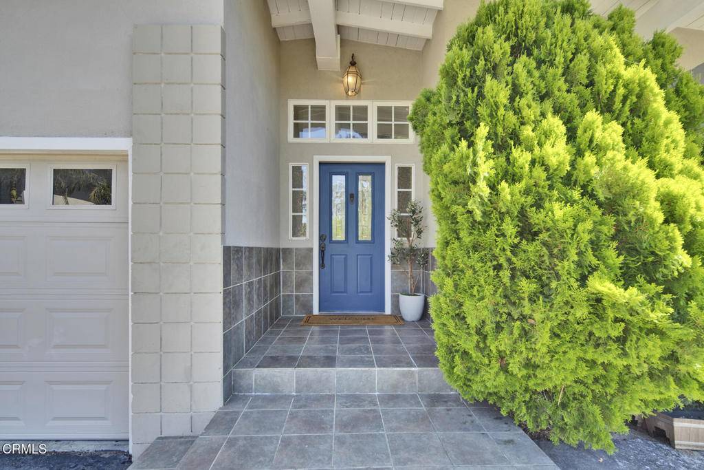 La Crescenta, CA 91214,3136 Frances AVE