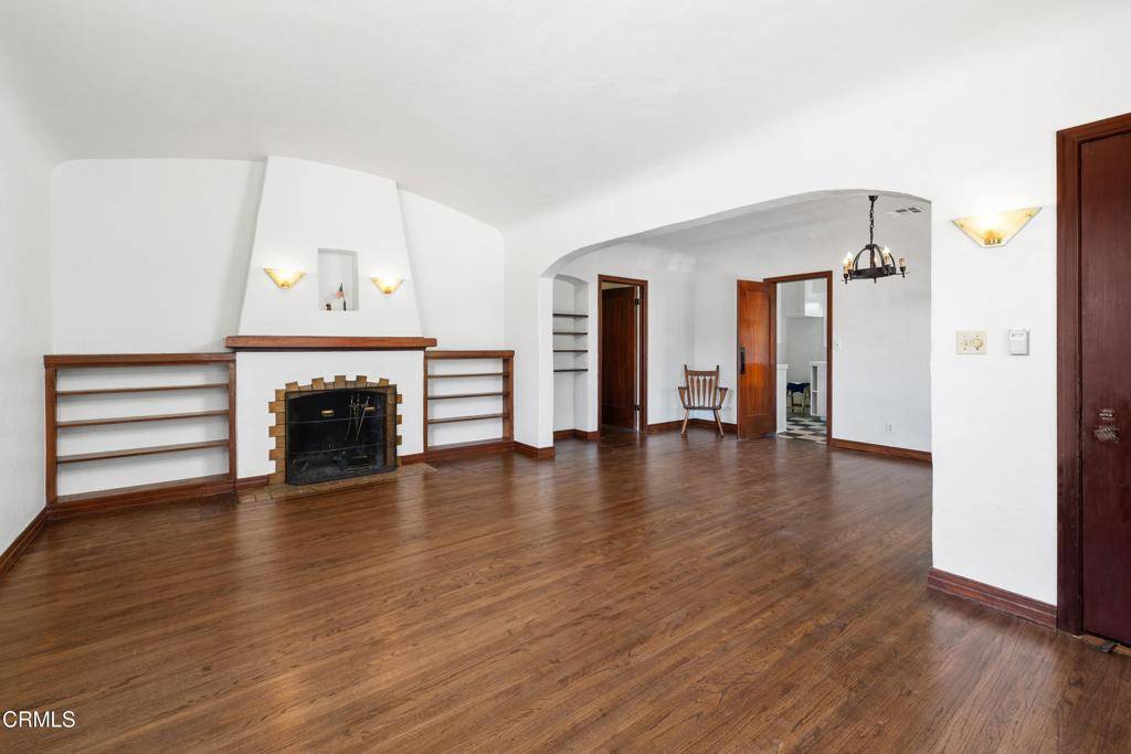 South Pasadena, CA 91030,901 Wolford LN