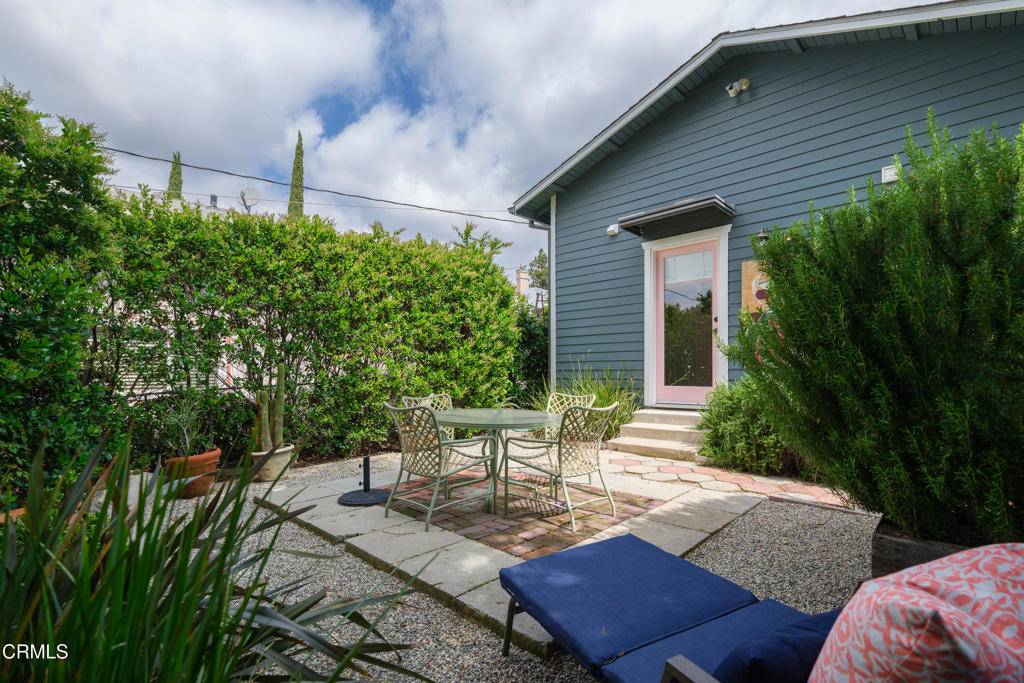 Montrose, CA 91020,2325 Montrose AVE #B