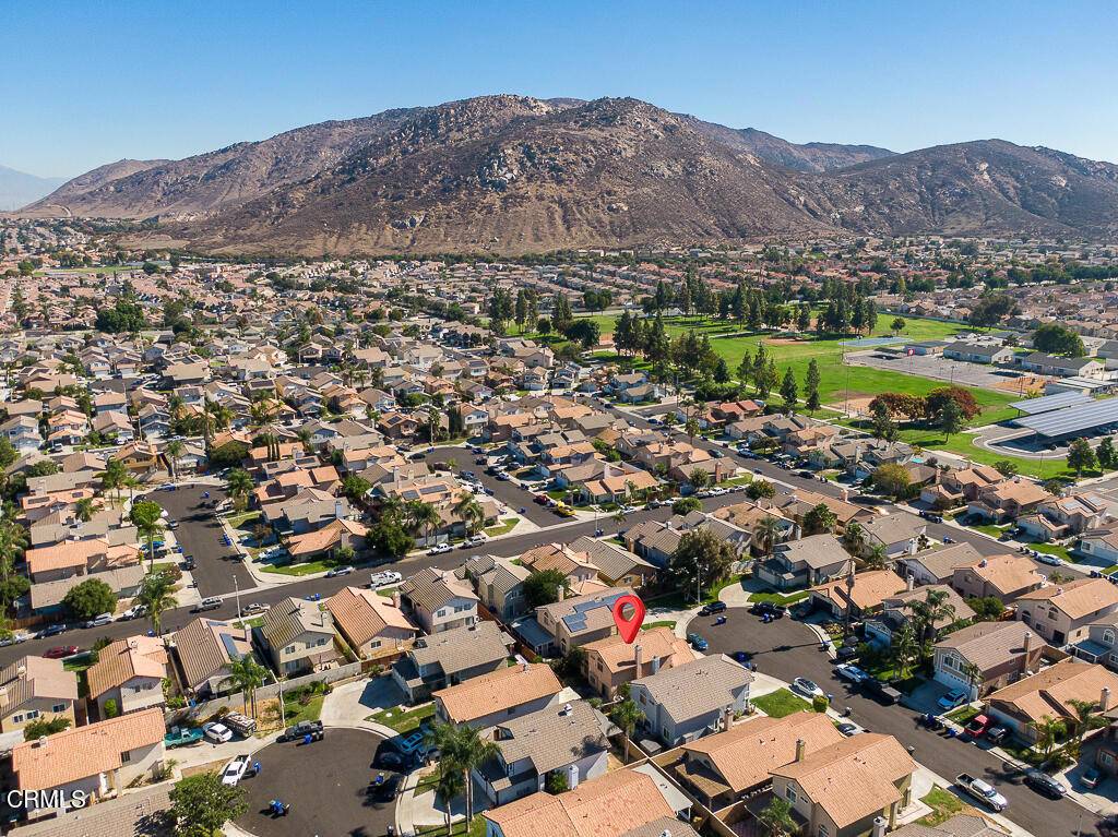 Fontana, CA 92337,15492 Somerset CT