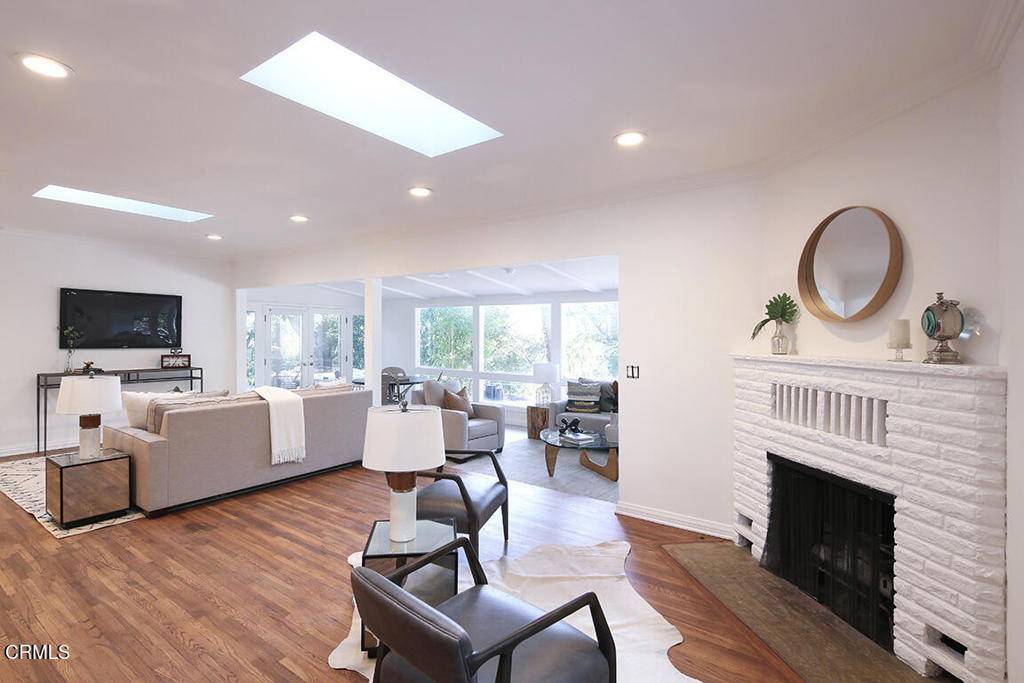 La Canada Flintridge, CA 91011,5245 Bubbling Well LN