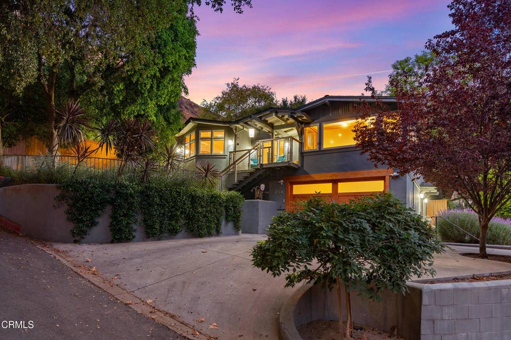 Sierra Madre, CA 91024,734 Skyland DR