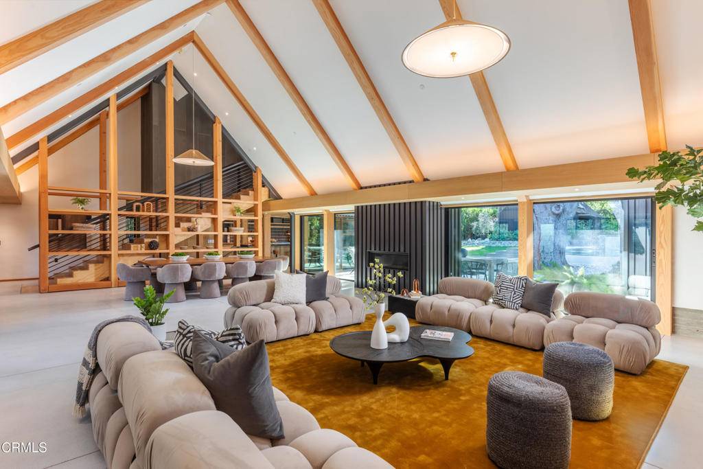 Pasadena, CA 91103,1155 Linda Vista AVE