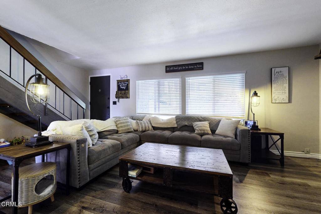 San Dimas, CA 91773,680 Redwood LN