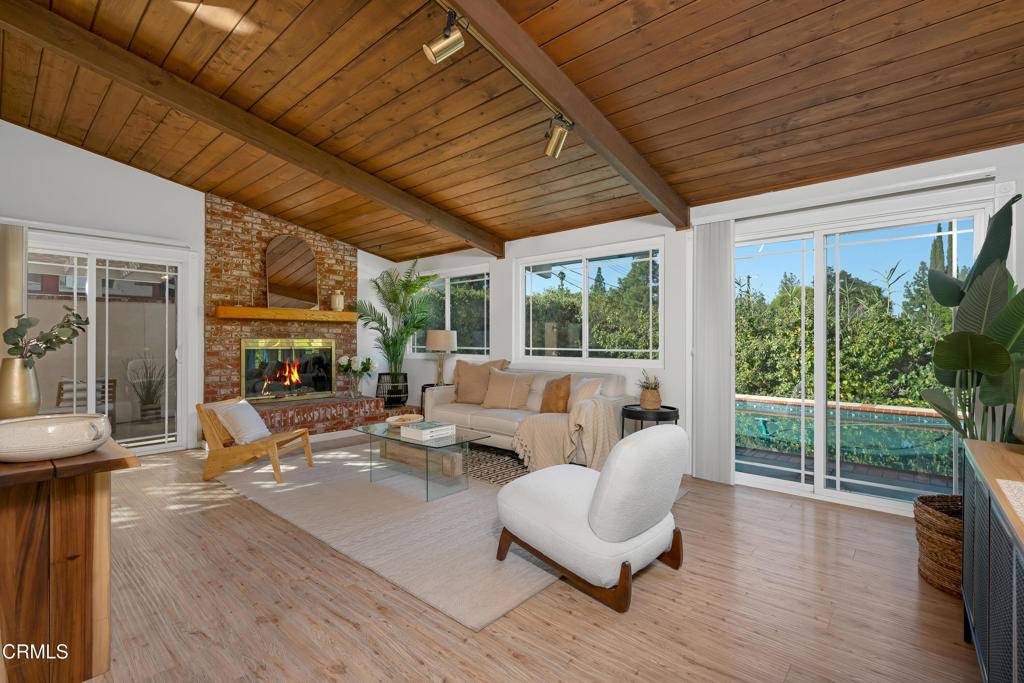 Woodland Hills, CA 91364,4933 Bruges AVE