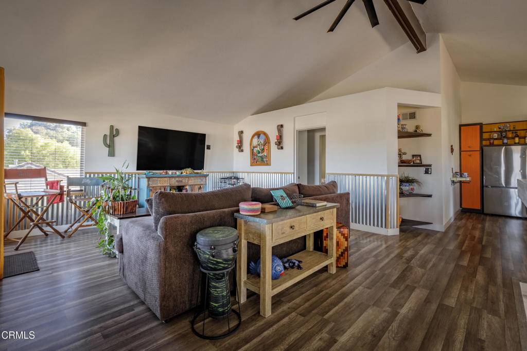 Newbury Park, CA 91320,122 Beech RD