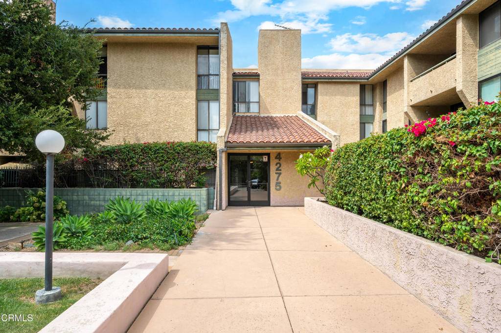 Los Angeles, CA 90042,4275 Via Arbolada #209