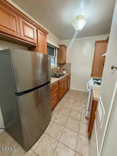 Glendale, CA 91206,315 E California AVE #A