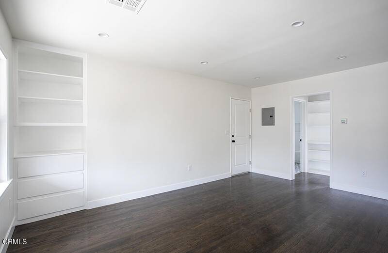 Los Angeles, CA 90039,3291 Perlita AVE