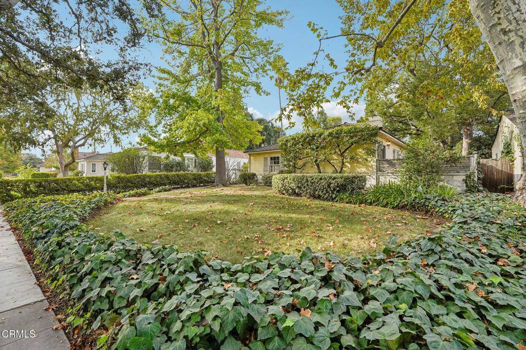 San Marino, CA 91108,2295 Brentford RD