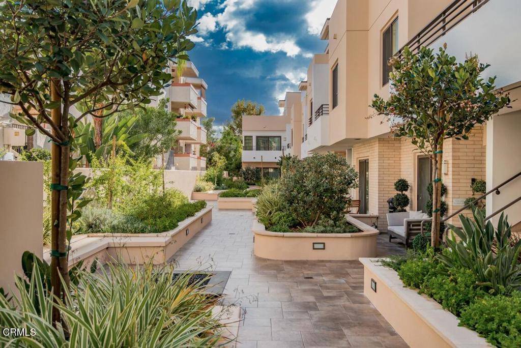 Pasadena, CA 91107,2428 E Del Mar BLVD #105