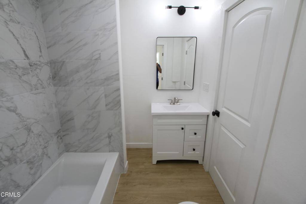 Los Angeles, CA 90063,4077 San Carlos ST