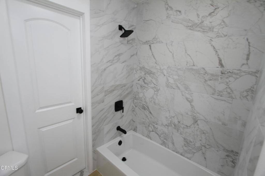 Los Angeles, CA 90063,4077 San Carlos ST