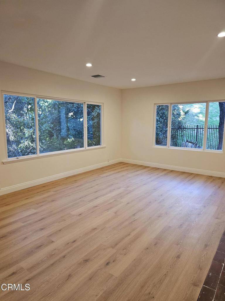 Tujunga, CA 91042,9682 Hillhaven AVE