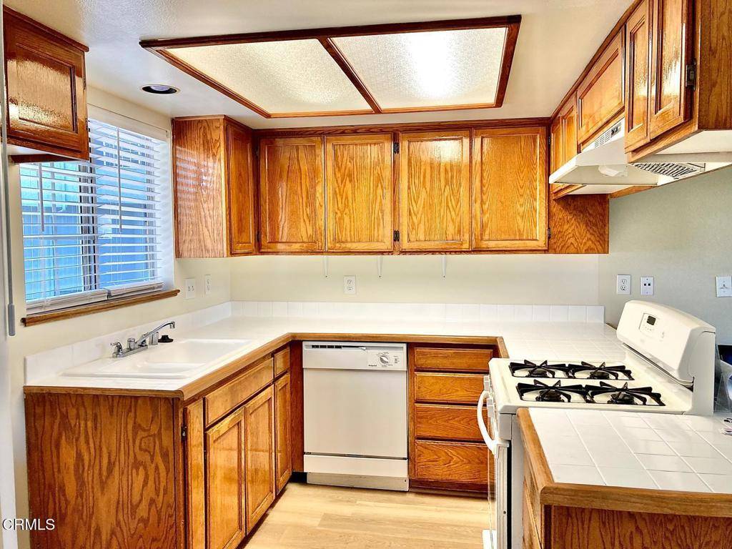 La Crescenta, CA 91214,4530 Ramsdell AVE #7