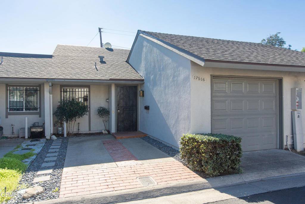 Tustin, CA 92780,17516 Via Calma #39