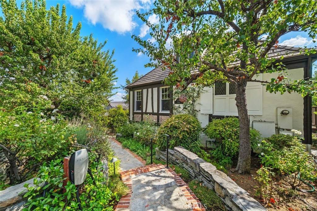 Pasadena, CA 91106,770 Huntington CIR
