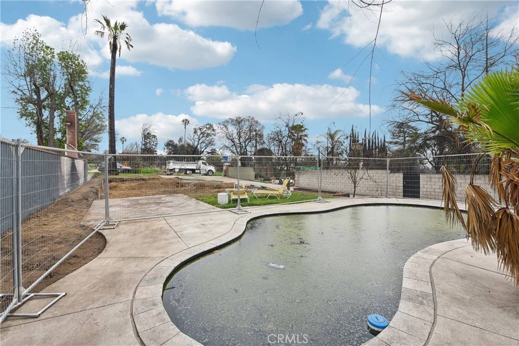 Altadena, CA 91001,3211 Fair Oaks AVE
