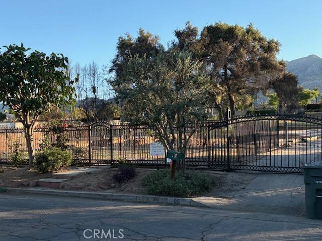 Altadena, CA 91001,95 E Calaveras ST
