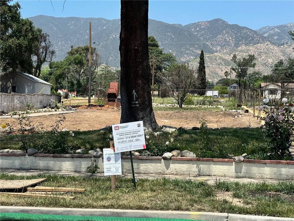 Altadena, CA 91001,141 W Manor ST