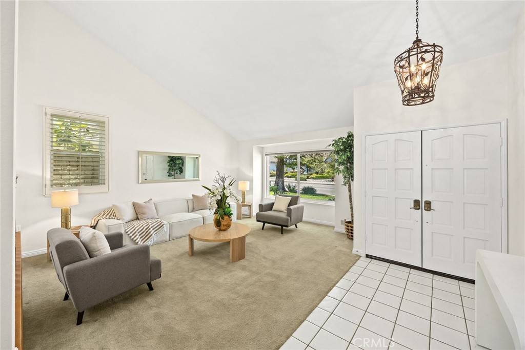 Glendale, CA 91206,1015 Marengo DR