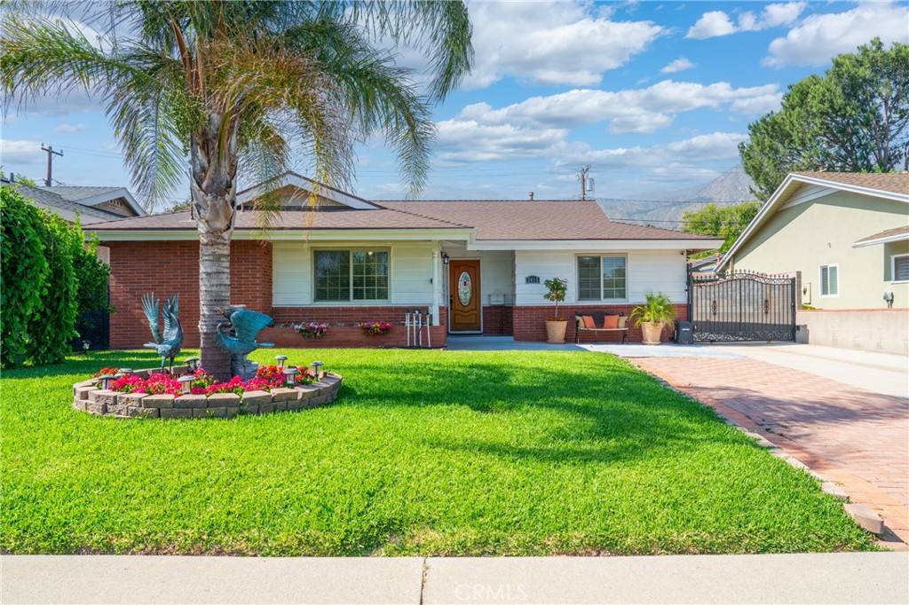 Pasadena, CA 91104,2415 Casa Grande ST