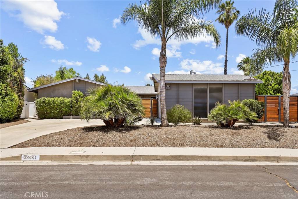 Woodland Hills, CA 91367,23441 Aetna ST