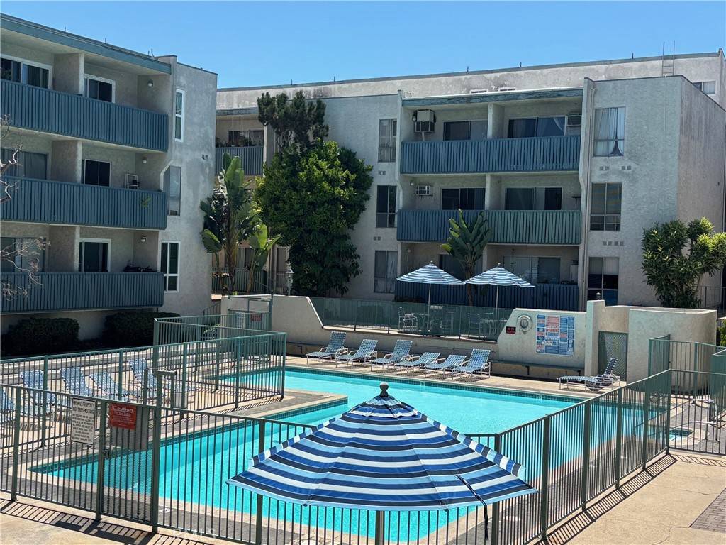 Inglewood, CA 90301,550 W Regent ST #338