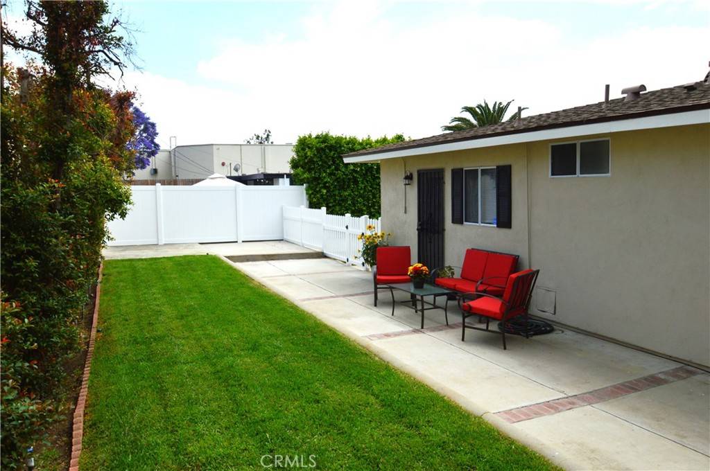 Duarte, CA 91010,868 Random LN