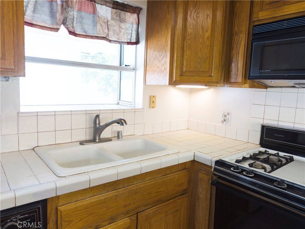 San Gabriel, CA 91775,5802 N Vista ST