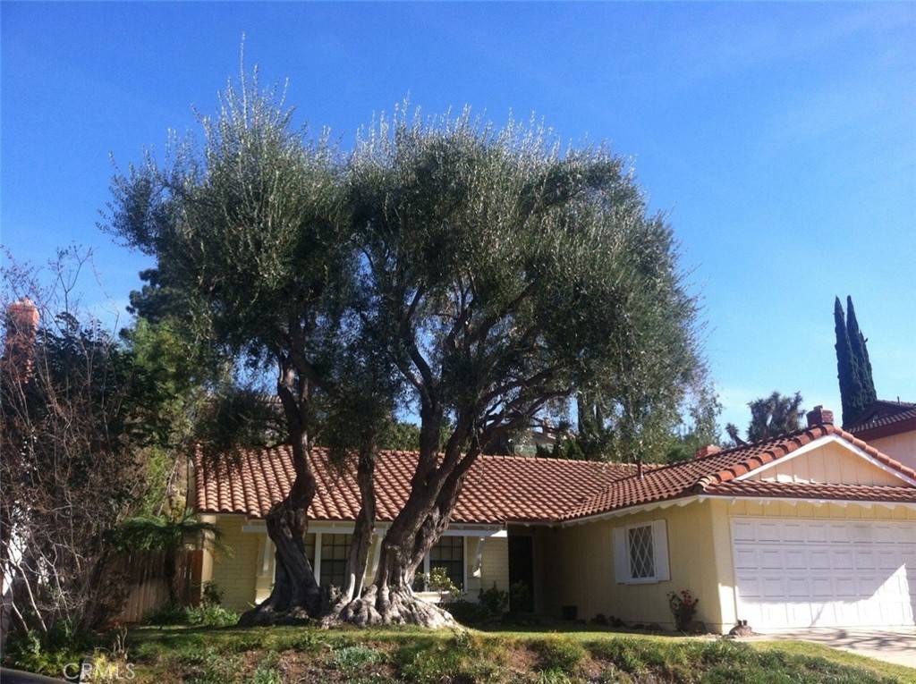 Diamond Bar, CA 91765,23815 Sapphire Canyon RD