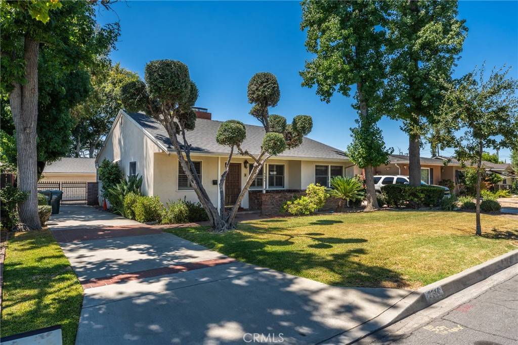 Temple City, CA 91780,9844 Estrella AVE