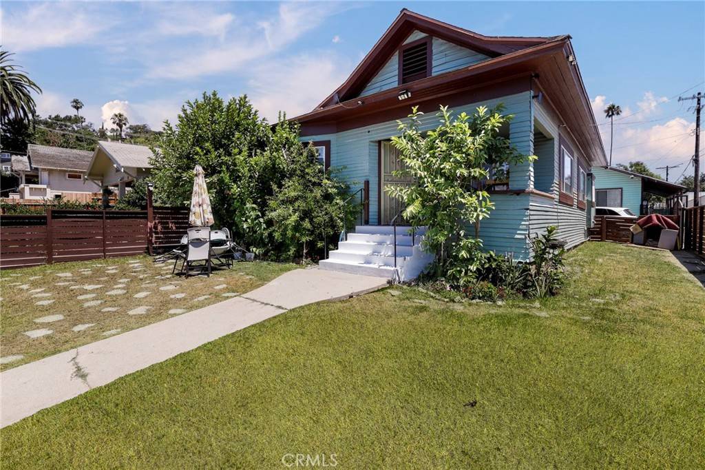 Los Angeles, CA 90065,115 119 W Avenue 43