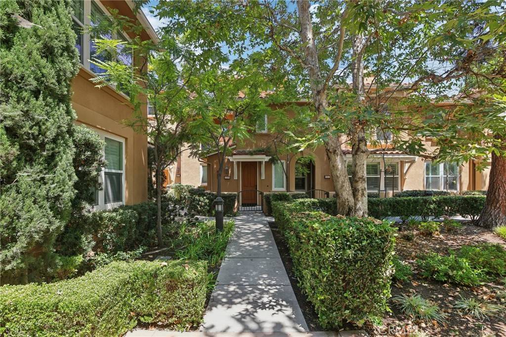 Pasadena, CA 91107,453 N Altadena DR #5