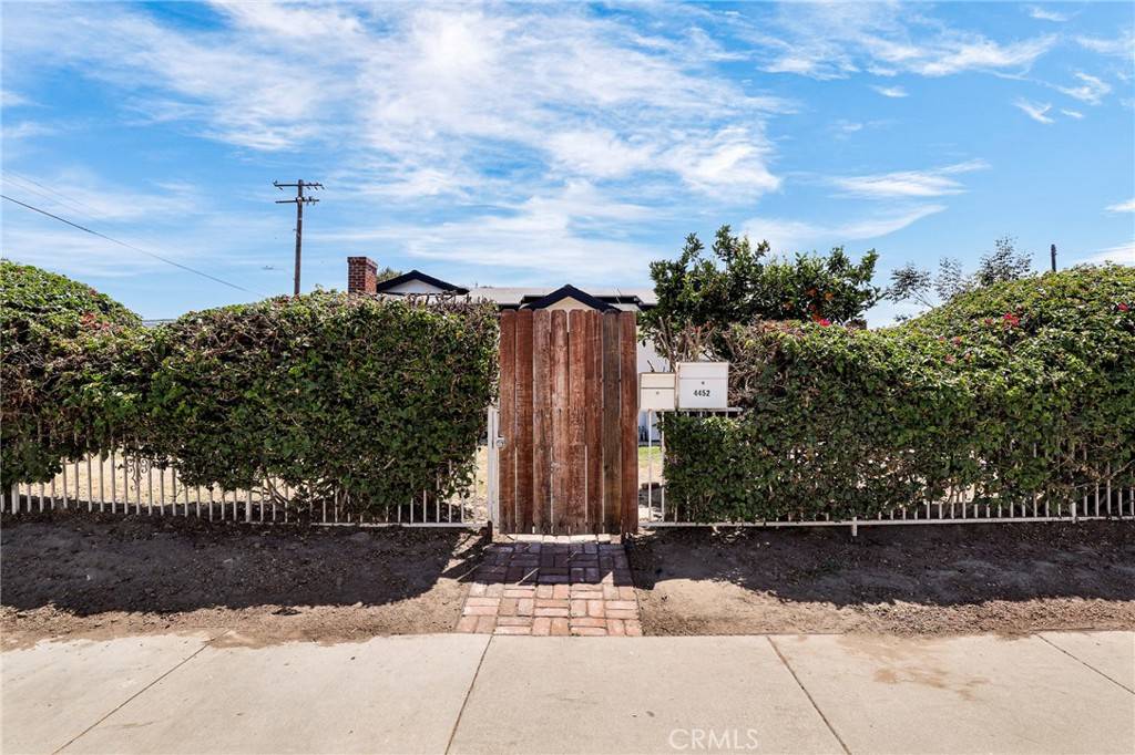 El Monte, CA 91732,4454 Cogswell RD