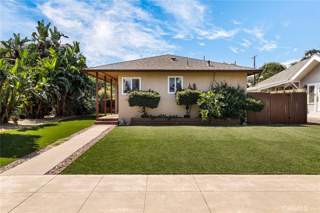 Pomona, CA 91767,576 E Columbia AVE
