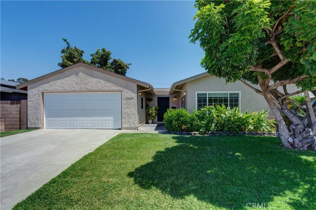 Lakewood, CA 90715,20322 Callaway AVE