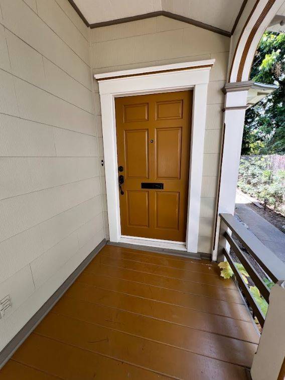 Pasadena, CA 91103,447 N Raymond AVE