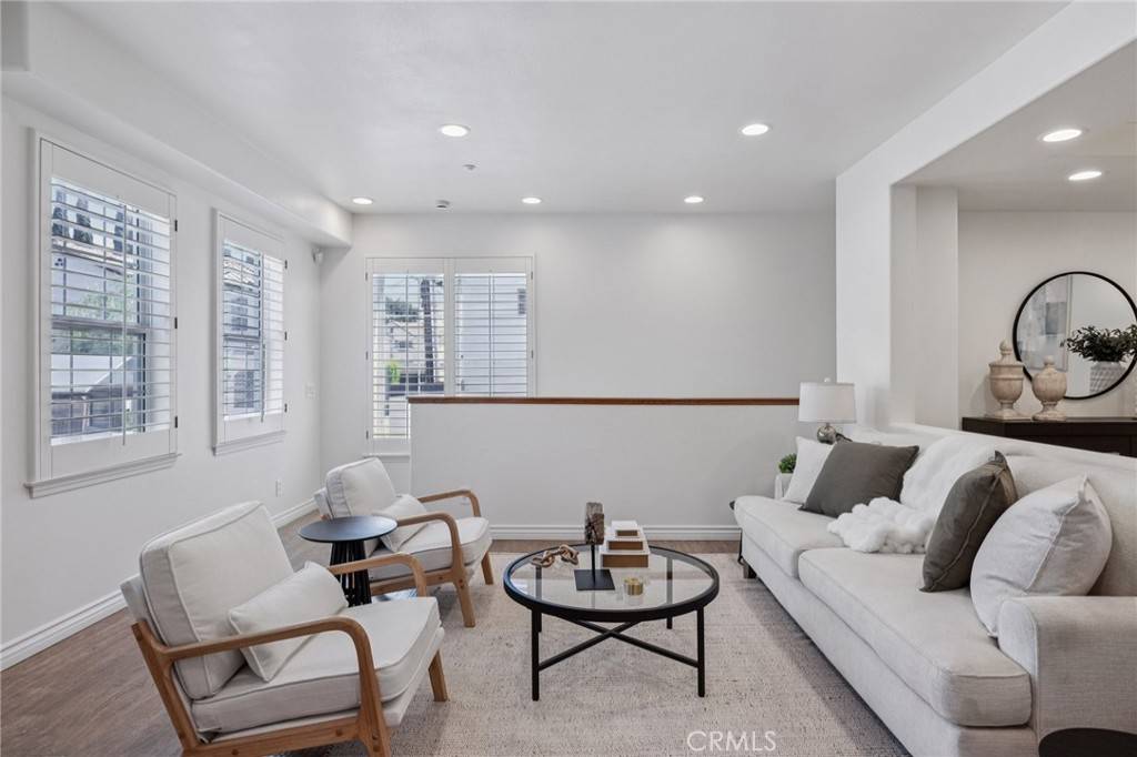 Arcadia, CA 91006,125 Diamond ST #H