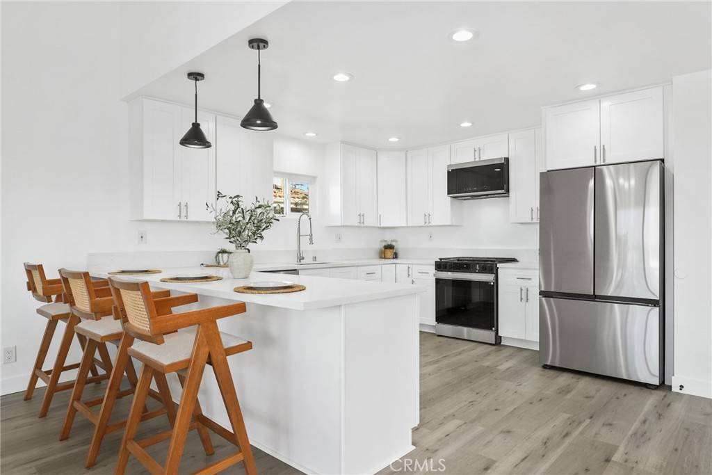 Monterey Park, CA 91755,1023 Mooney DR