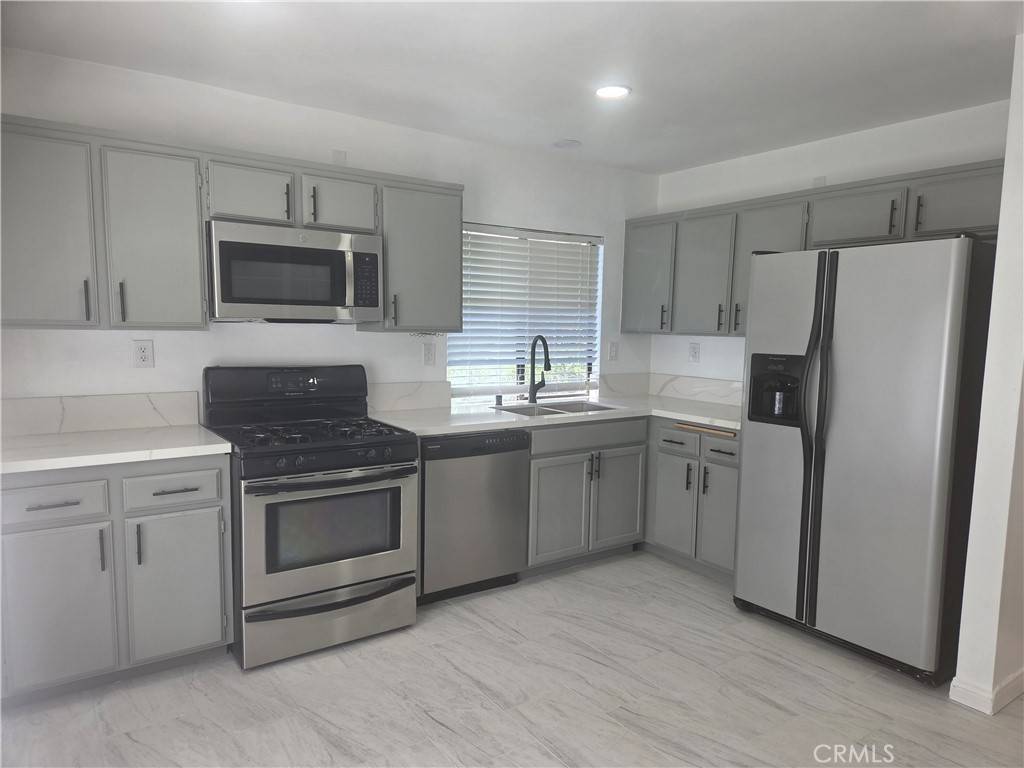 Temecula, CA 92591,29828 Avenida Cima Del Sol