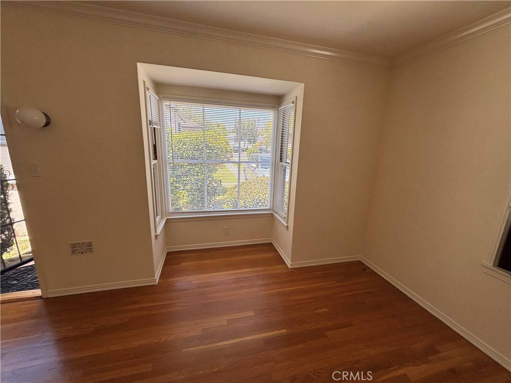 Pasadena, CA 91107,68 S Eastern