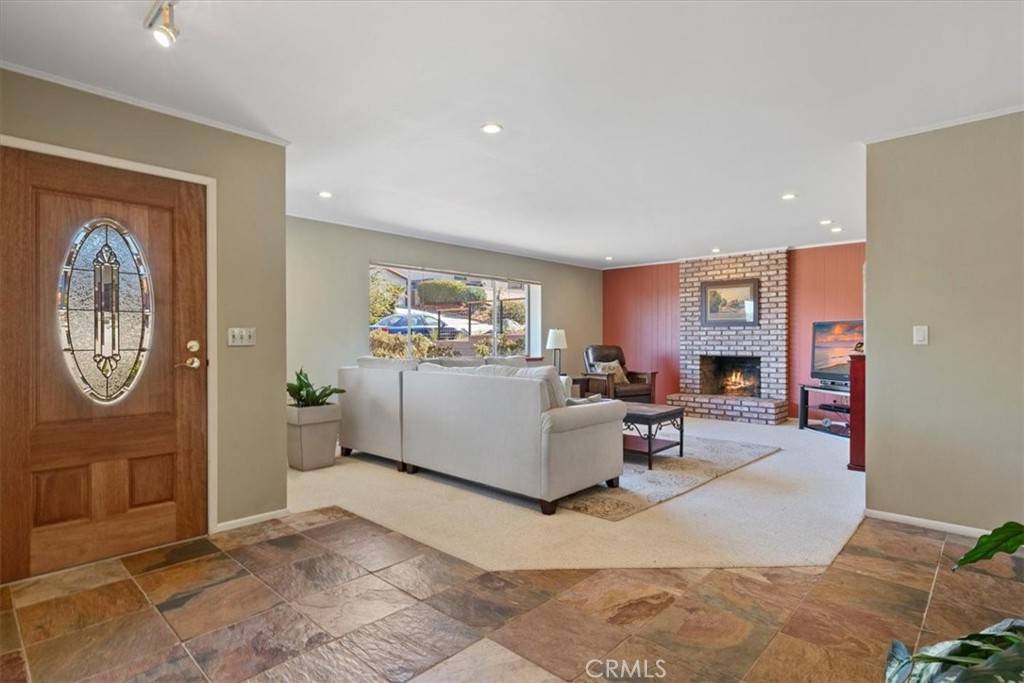 Los Osos, CA 93402,2611 Rodman DR