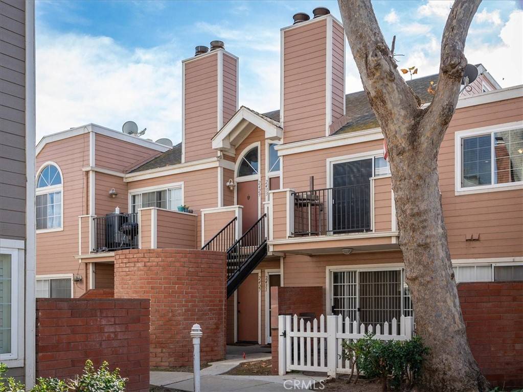 Santa Maria, CA 93455,2433 Country LN