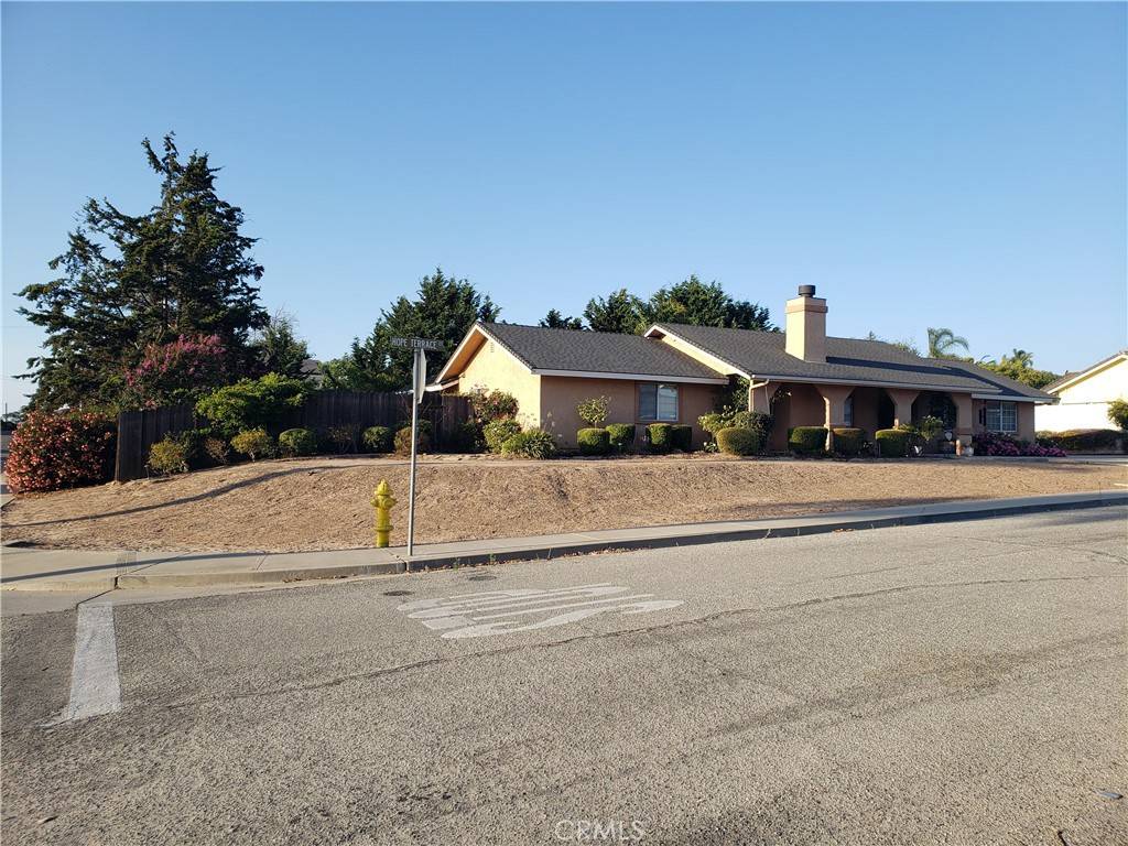 Santa Maria, CA 93455,621 Hope Terrace CT