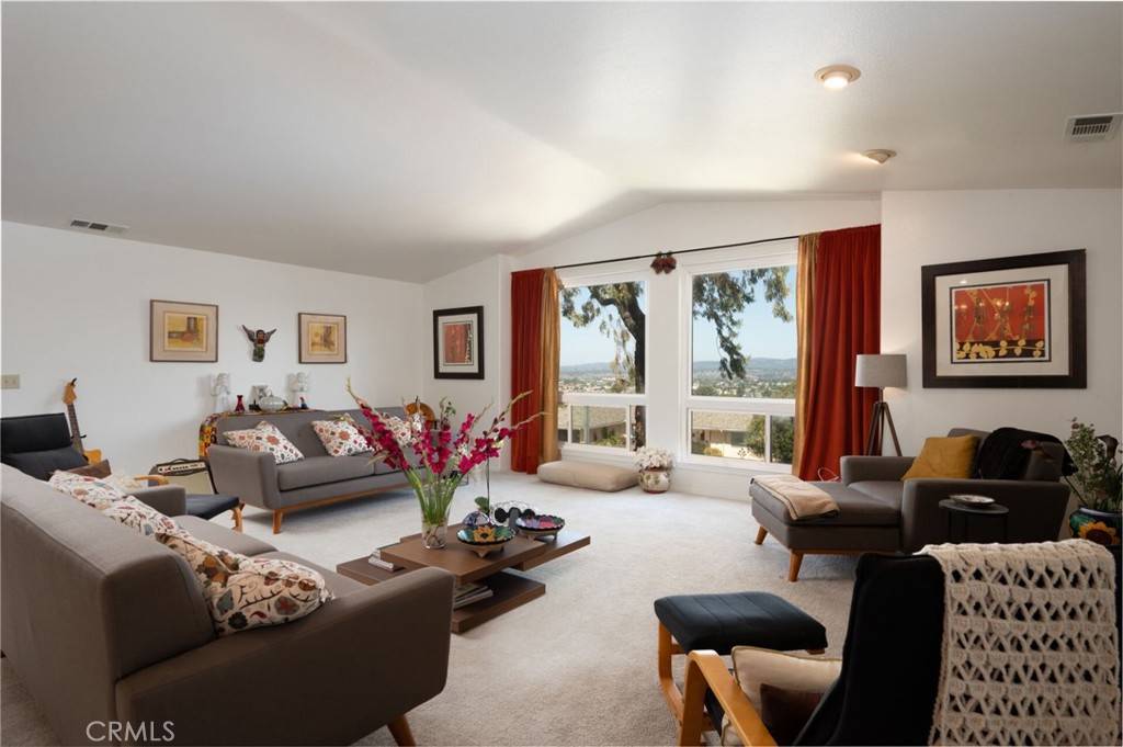 Lompoc, CA 93436,34 Cambridge DR