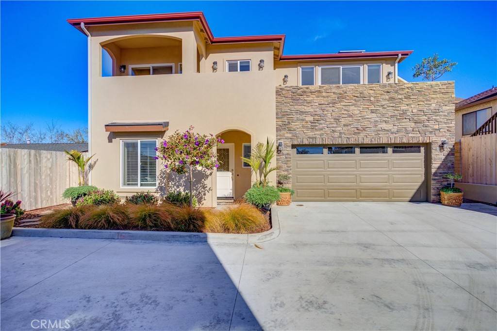 Grover Beach, CA 93433,777 Manhattan AVE