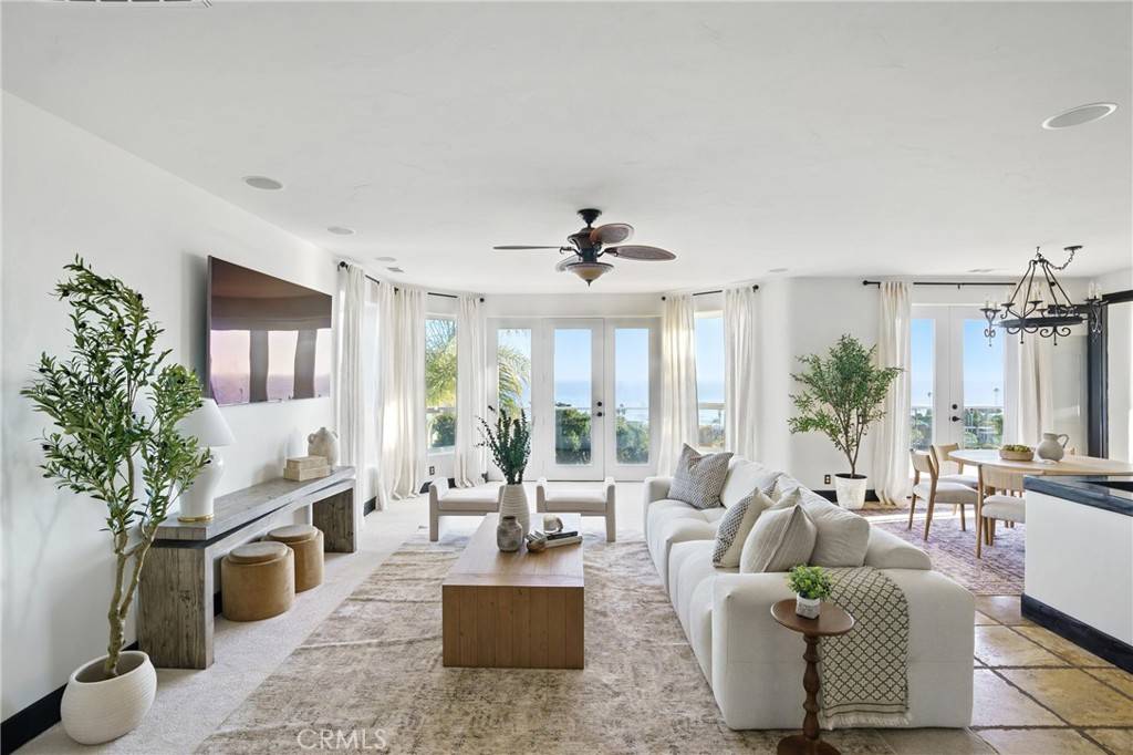 Pismo Beach, CA 93449,2585 Barcelona